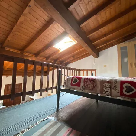 Διαμέρισμα Casa Al Vittoriale Degli Italiani Di Gabriele D' Annunzio - Gardone Riviera