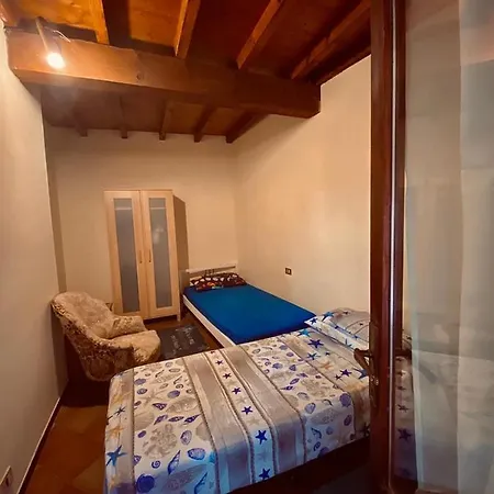 Casa Al Vittoriale Degli Italiani Di Gabriele D' Annunzio - Gardone Riviera
