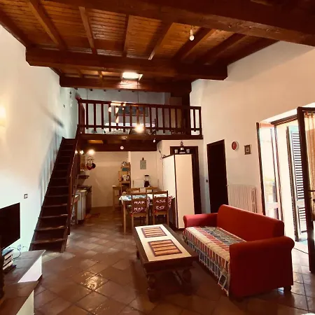 Casa Al Vittoriale Degli Italiani Di Gabriele D' Annunzio -
