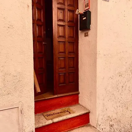 Casa Al Vittoriale Degli Italiani Di Gabriele D' Annunzio -