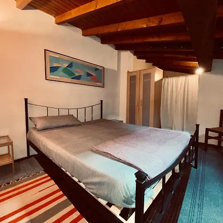 Casa Al Vittoriale Degli Italiani Di Gabriele D' Annunzio -