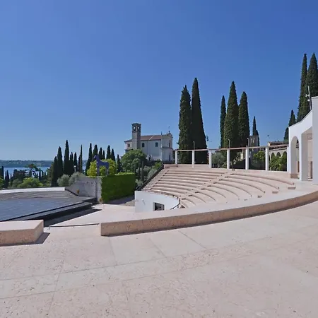 Casa Al Vittoriale Degli Italiani Di Gabriele D' Annunzio - Gardone Riviera